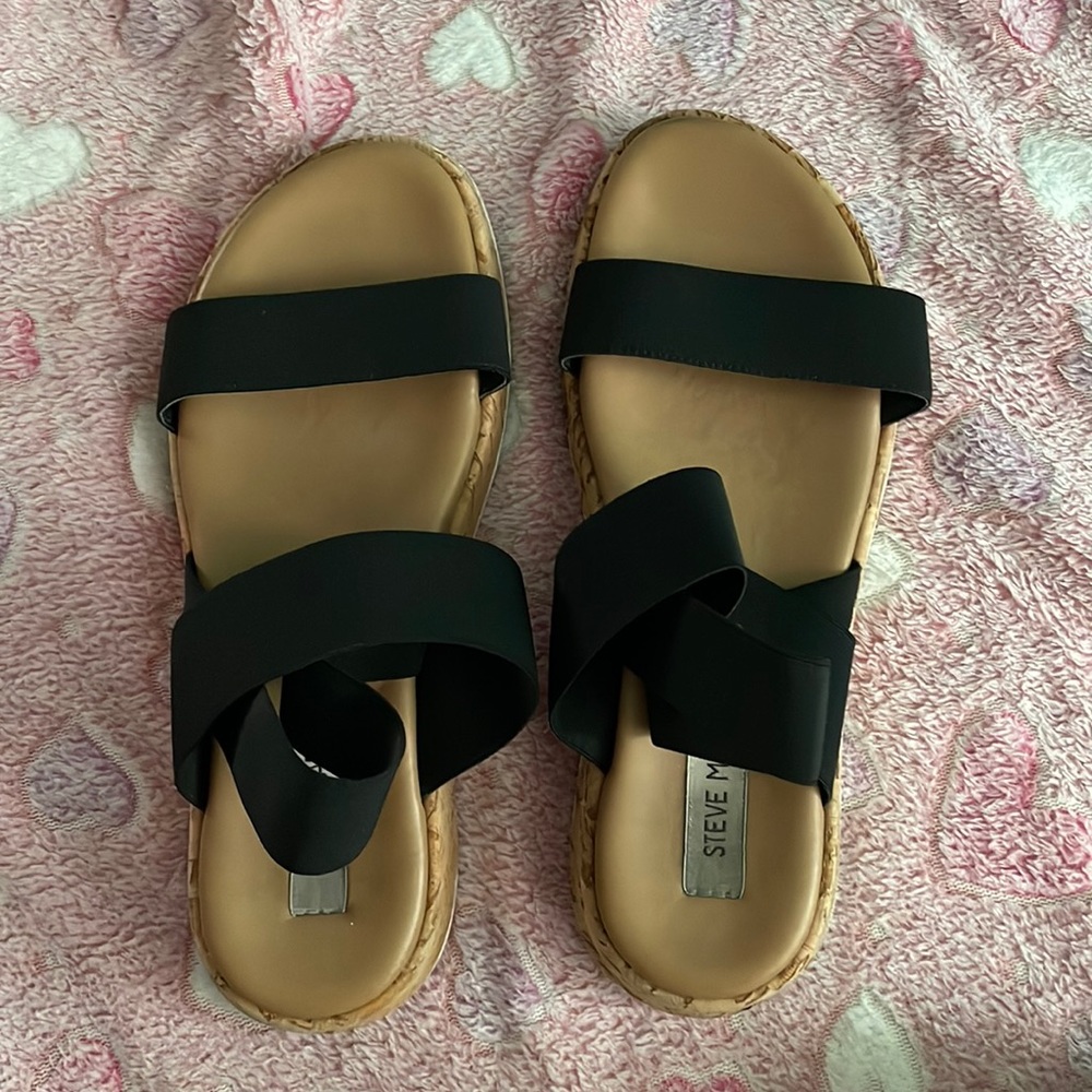 STEVE MADDEN SANDALS